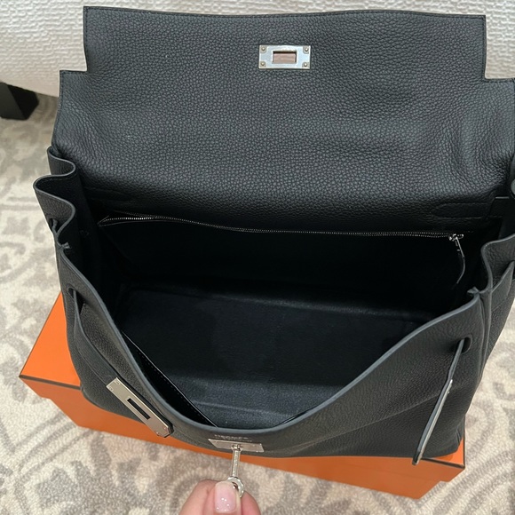 Hermes Togo calfskin Kelly II Retourne Noir 35 - Picture 4 of 7